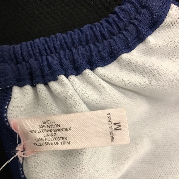 Victoria's Secret Double String Bandeau Bikini Top ⭐ - Picture 2 of 4